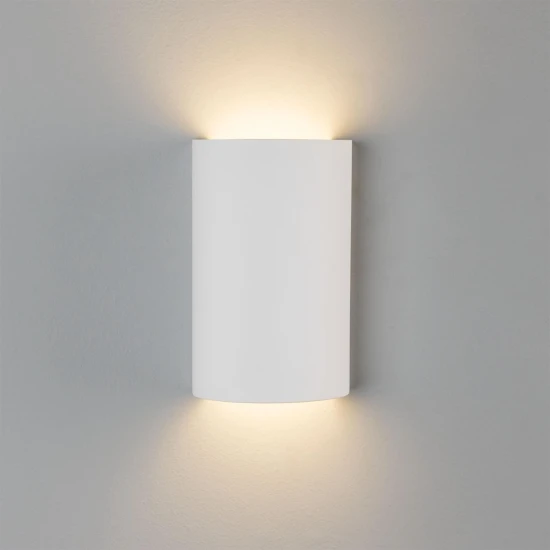 Malmo semi-circle hotel wall light plaster 18 cm