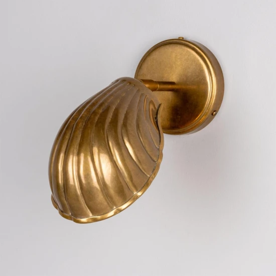 Shell väggslampa i mässing 26,5 cm