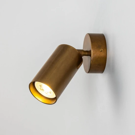 Evanston hotel wall light brass 20 cm